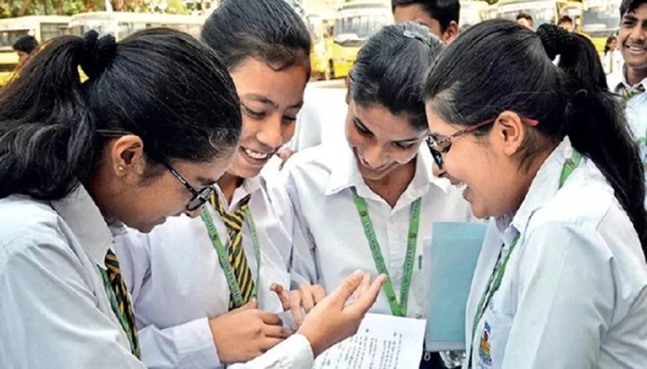 सीबीएसईच्या दहावी, बारावीच्या परीक्षेचे वेळापत्रक जाहीर CBSE
