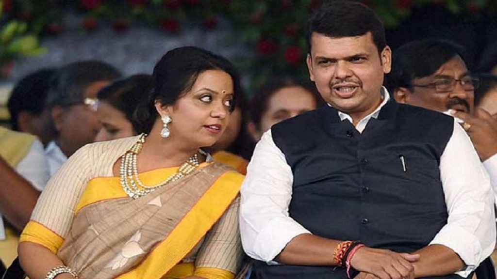 Devendra Fadnavis With Wife Amruta Fadnavis 1663055882