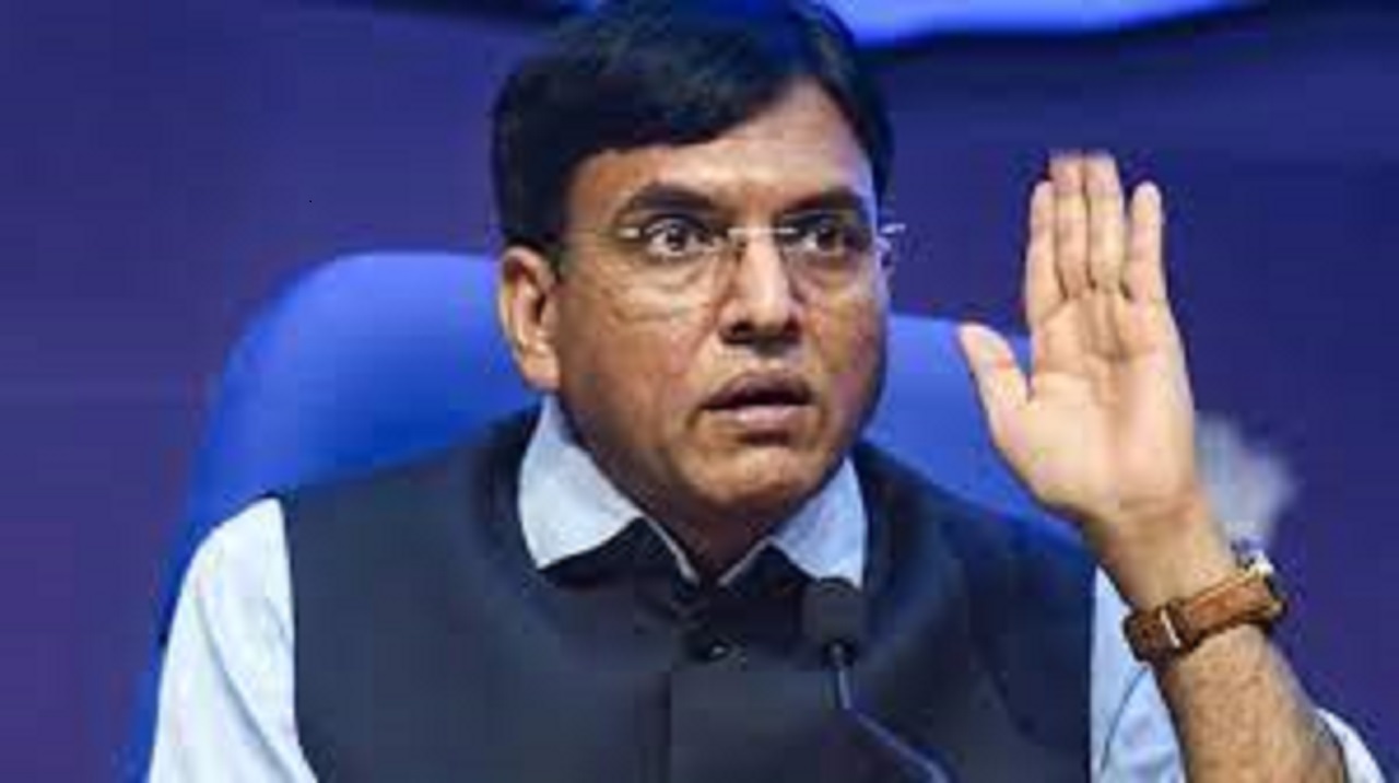 कोरोनाच्या पार्श्वभूमीवर राज्यांना सतर्क राहण्याचे केंद्रीय आरोग्यमंत्र्यांचे निर्देश Download