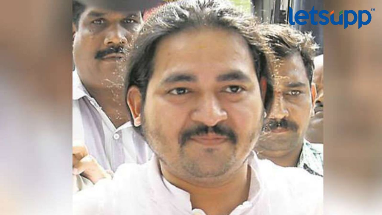 Dhananjay Desai: त्यावेळी सरकारने सोयीचे आरोपी शोधले Untitled Design (1)