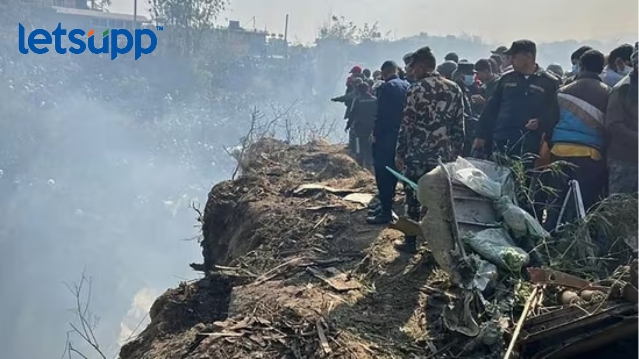 नेपाळमध्ये प्रवाशी विमान कोसळलं; 32 जणांचा मृत्यू Untitled Design (8)