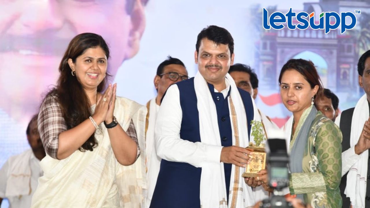 Devendra Fadnavis : पुढील दीड वर्षे पदाची अपेक्षा ठेवूच नका : प्रीतम मुंडे यांच्या मुद्द्याला उत्तर Untitled Design (2)