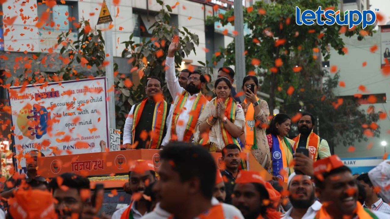 मुख्यमंत्री Eknatha Shinde पोटनिवडणुकीच्या प्रचारात, पाहा रोड शोचे फोटो Untitled Design (4)