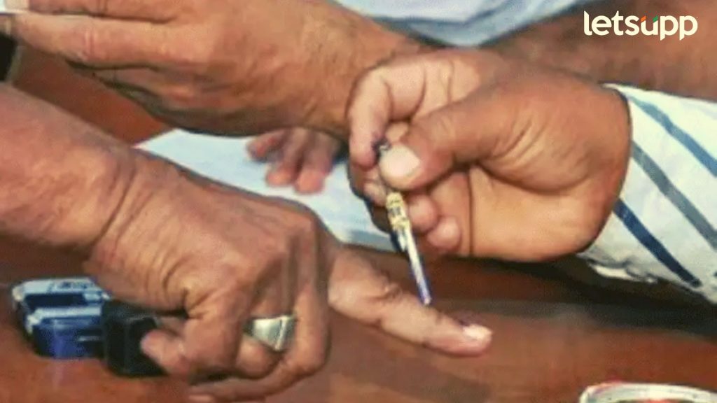 प्रचार थांबला, आता निघा! मतदारसंघाबाहेरील कार्यकर्त्यांना सातारा जिल्हाधिकाऱ्यांचं आवाहन