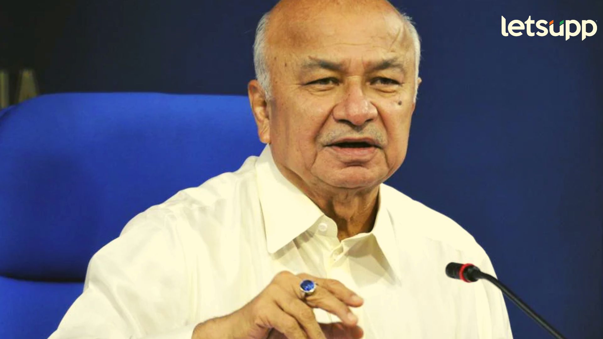 Sushilkumar Shinde यांचं आरक्षणावर मोठं वक्तव्य; महाराजांचं नाव घ्यायचं अन्...