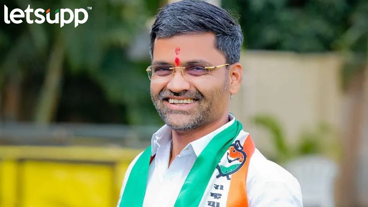 Lok Sabha Election साठी लंकेंकडून शक्तिप्रदर्शन न करता साध्या पद्धतीने अर्ज दाखल