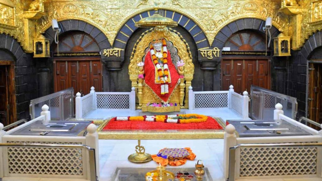 Shirdi Sai Baba Mandir Darshan