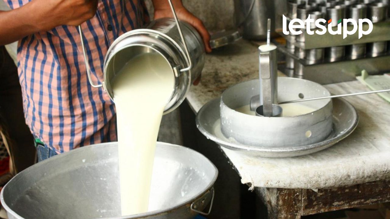 दूध उत्पादकाची लुट थांबणार, राज्य सरकारने घेतला महत्वाचा निर्णय Untitled Design 2023 03 24T182505.810