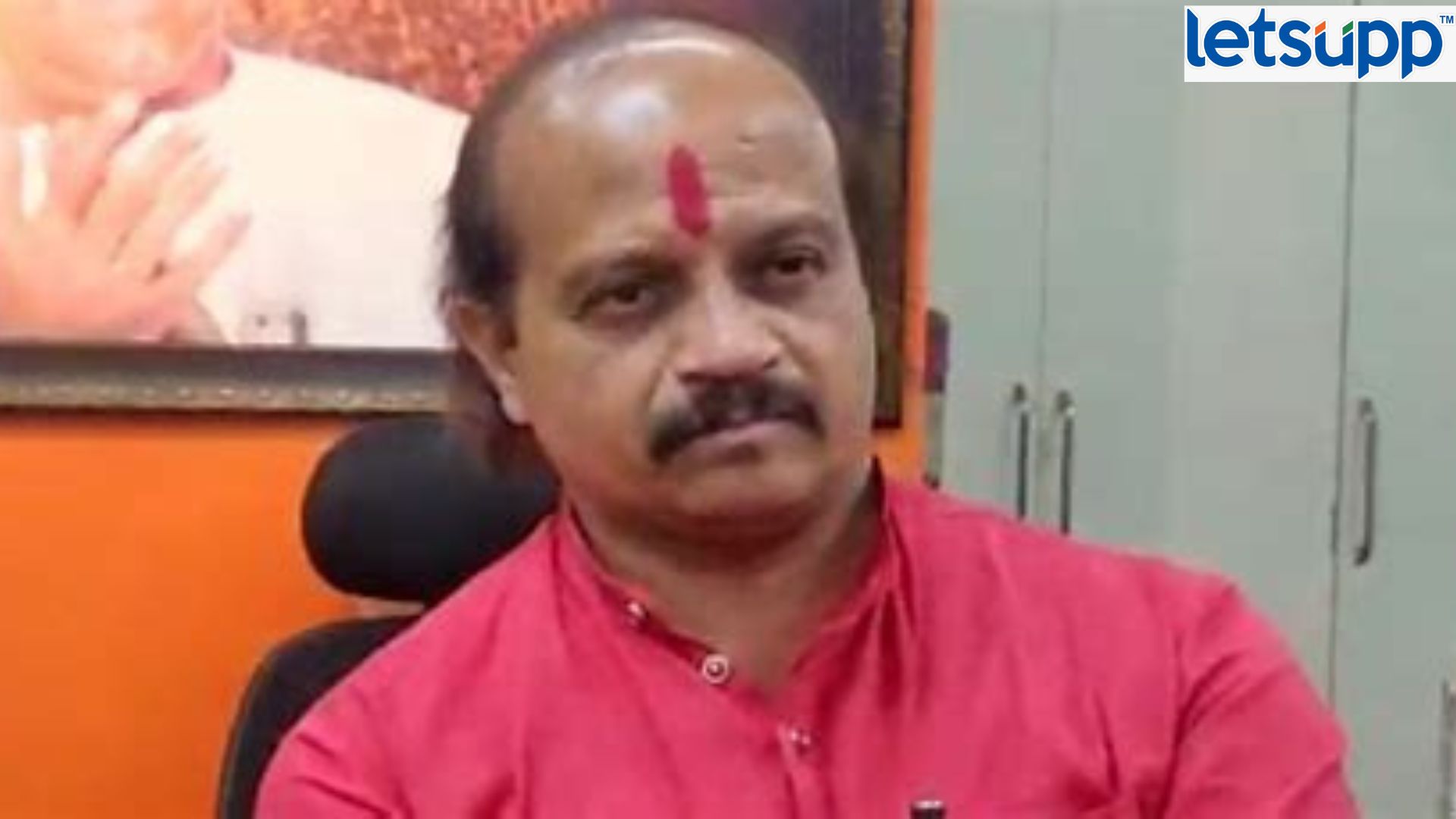 Mahavikas Aghadi has announced the candidature of Ravindra Dhangekar of Congress after leaving Vasant More