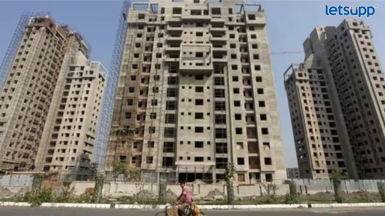 तब्बल 308 गृहनिर्माण प्रकल्पांवर दिवाळखोरीची टांगती तलवार Untitled Design 2023 04 26T125737.065