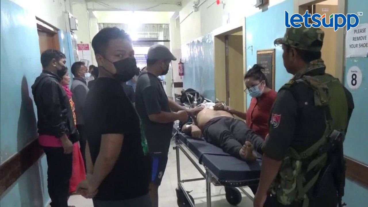 मणिपूर हिंसाचारात भाजप आमदार जखमी, 500 घरं जळाली Untitled Design (11)