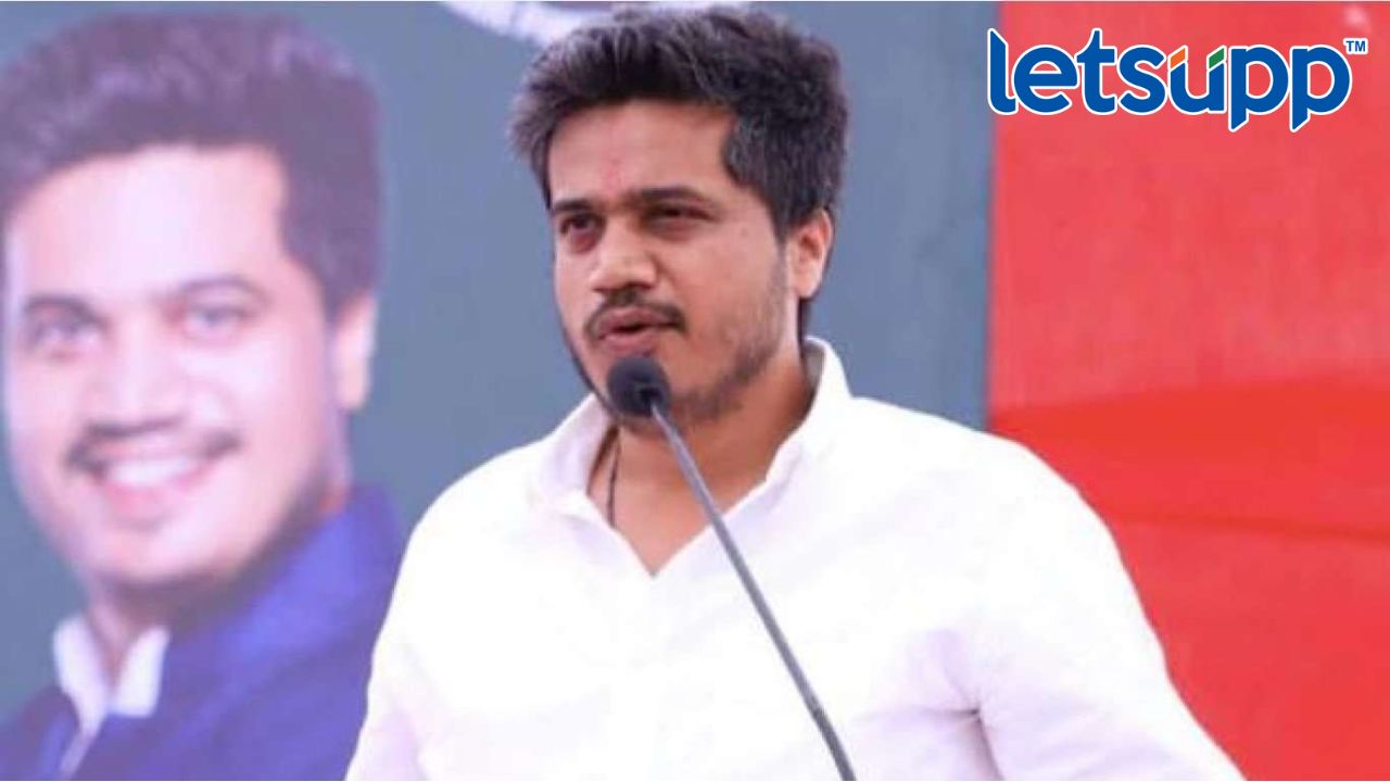 Rohit Pawar : 'शासन आपल्या दारी'चं नाटक बंद करा'; बीडमधून रोहित पवारांच घणाघात