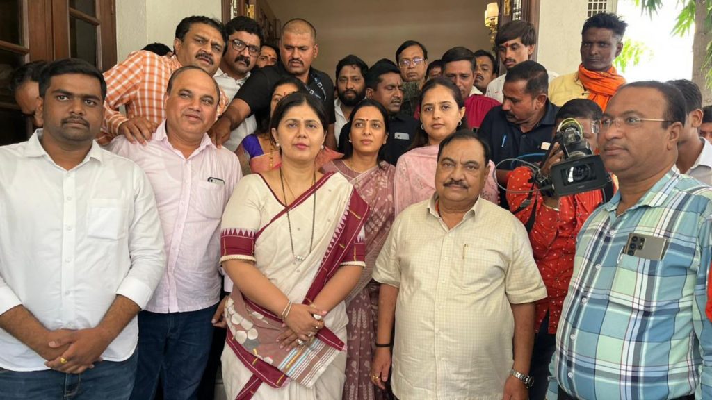 Pankaja Munde Eknath Khadse