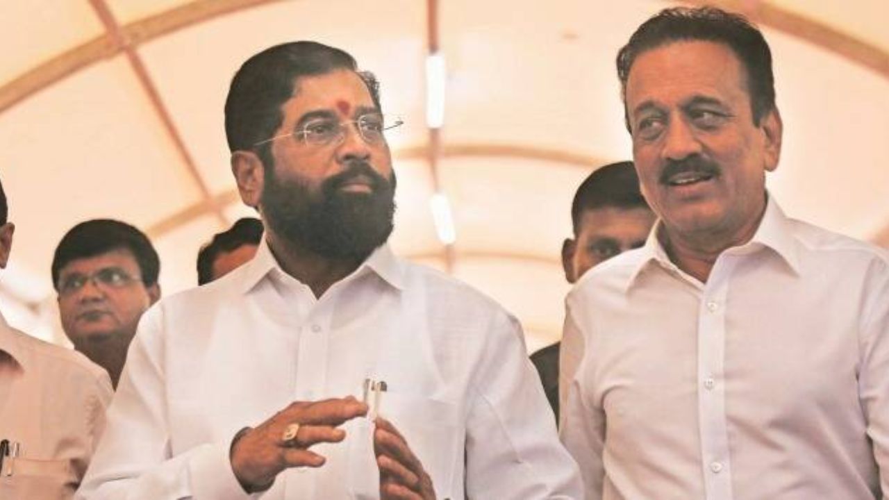 Girish Mahajan And Eknath Shinde