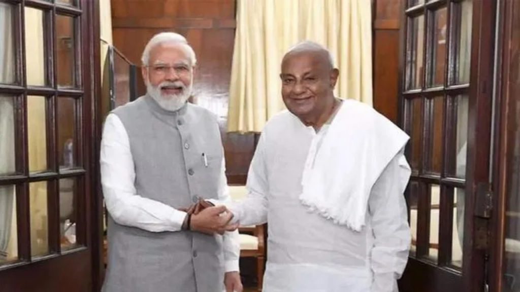 Pm Modi And Deve Gowda