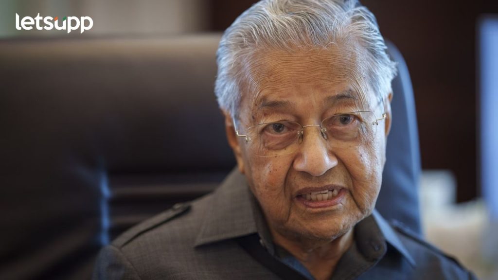 Israel Hamas War : 'भारत कश्मीरमध्ये तेच करतयं जे इस्त्रायल गाझामध्ये'; मलेशियाच्या माजी पंतप्रधानांचं वादग्रस्त वक्तव्य