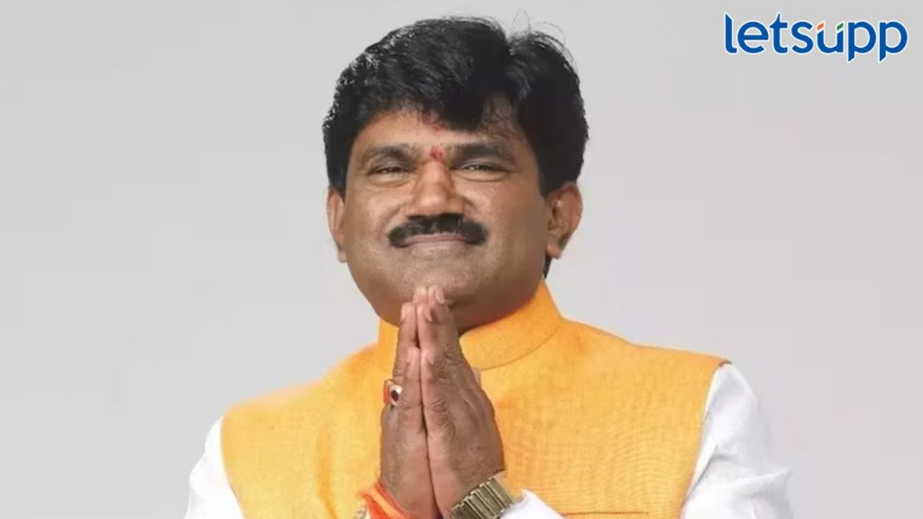 मोठी बातमी : अखेर एकनाथ शिंदेंनी हट्ट पूर्ण केलाच; नाशिकमधून हेमंत गोडसेंना उमेदवारी जाहीर