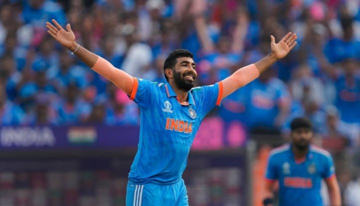 यॉर्कर किंग बुमराहला आणखी एक पुरस्कार; आयसीसीनेही थोपटली पाठ Jasprit Bumrah