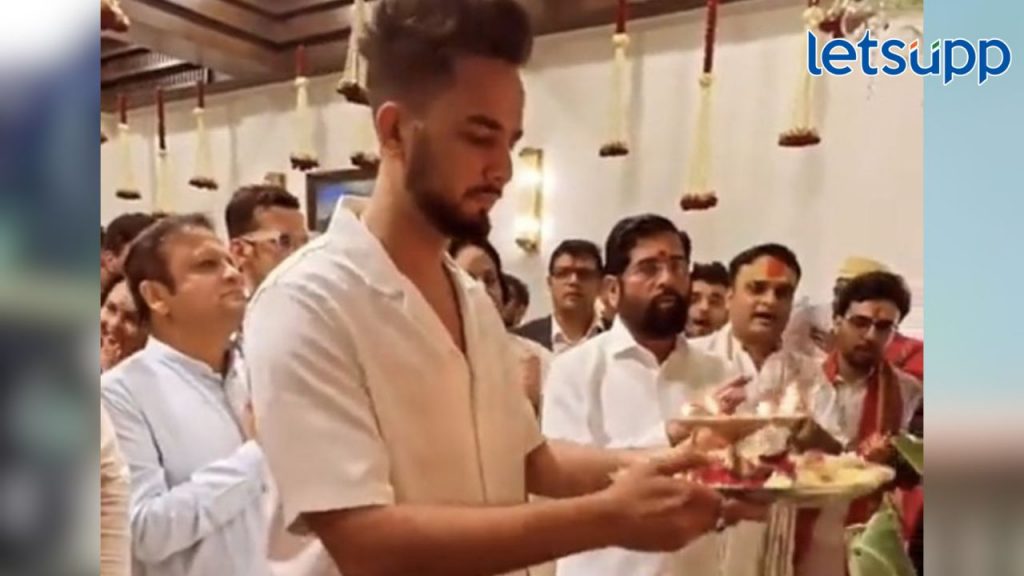 मुख्यमंत्र्यांच्या बंगल्यावर एल्विशसारख्या विषारी नशाबाजांचा सुळसुळाट; वडेट्टीवारांचा हल्लाबोल