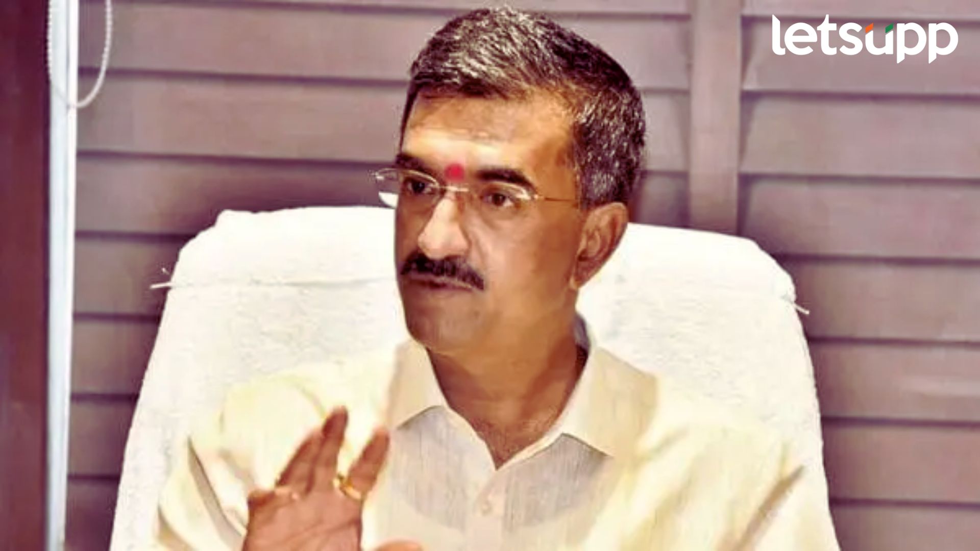 भुजबळांना भडक वक्तव्य करण्याची सवय; अजितदादांनी वेळीच लक्ष घालावं