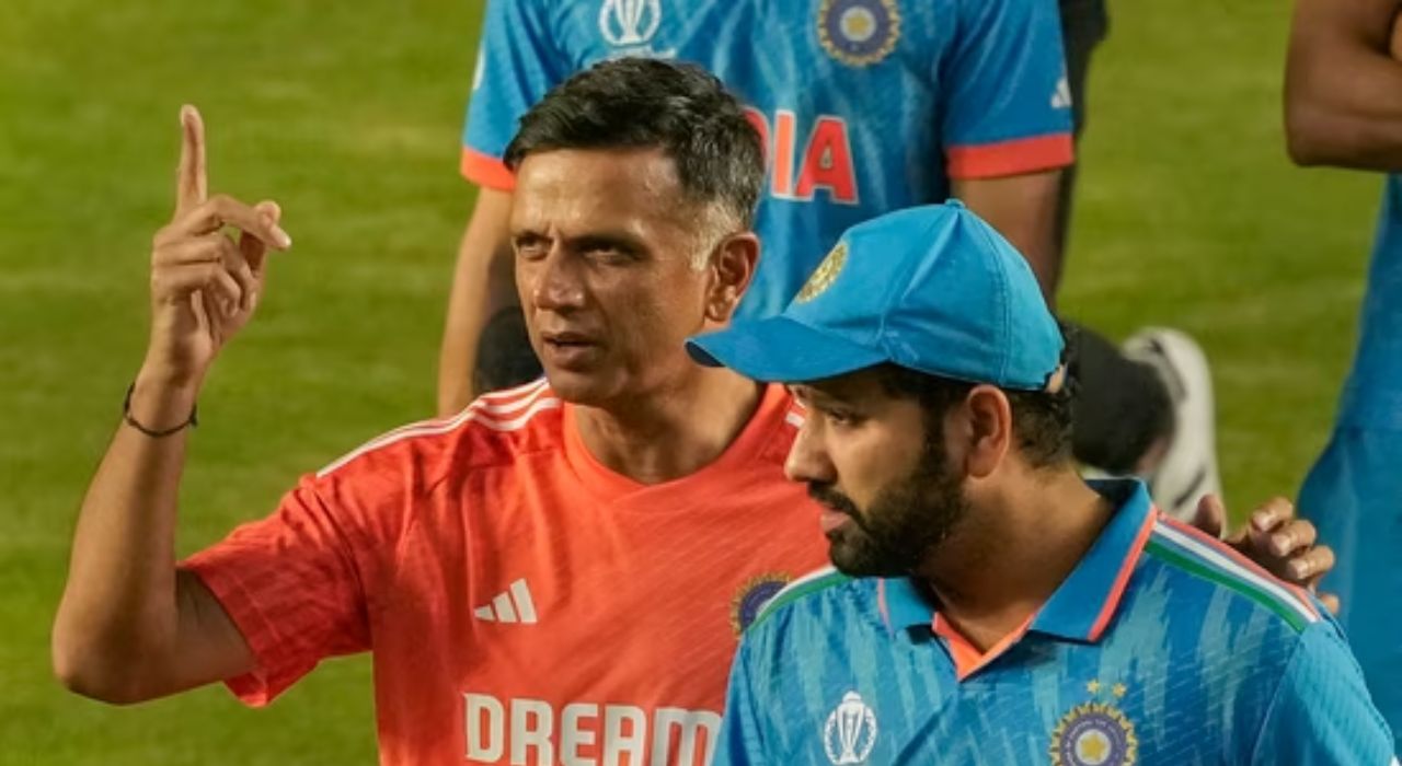 टीम इंडियाच्या मुख्य प्रशिक्षकपदी पुन्हा 'द वॉल'; BCCI कडून राहुल द्रविडला एक्सटेन्शन