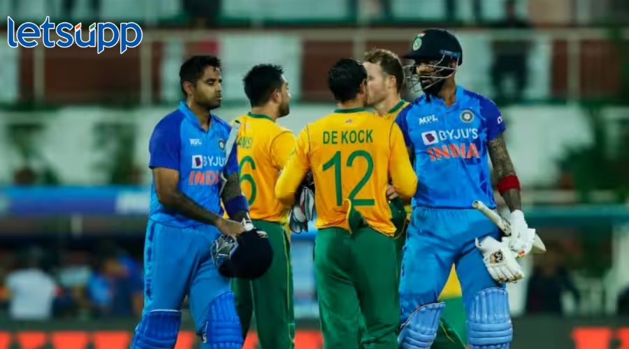 दक्षिण आफ्रिका दौऱ्यासाठी टीम इंडिया सज्ज, पाहा संपूर्ण वेळापत्रक आणि प्लेईंग 11 IND Vs SA