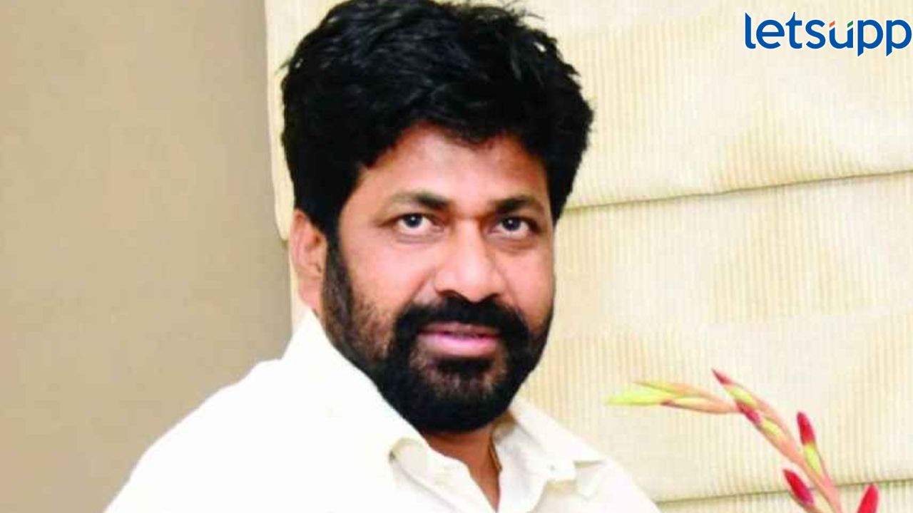 बच्चू कडूंचा मास्टरस्ट्रोक! दादा भुसे आणि झेडपी प्रशासनाला अंधारात ठेवून दिव्यांग भवनाचे उद्घाटन बच्चू कडूंचा मास्टरस्ट्रोक! दादा भुसे आणि झेडपी प्रशासनाला अंधारात ठेवून दिव्यांग भवनाचे उद्घाटन