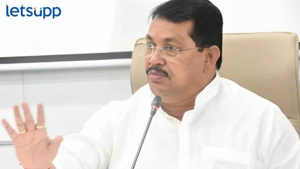 'विदर्भातला काटा हटवण्यासाठीच कारवाई'; केदार कारवाईप्रकरणी वडेट्टीवारांचा घणाघात