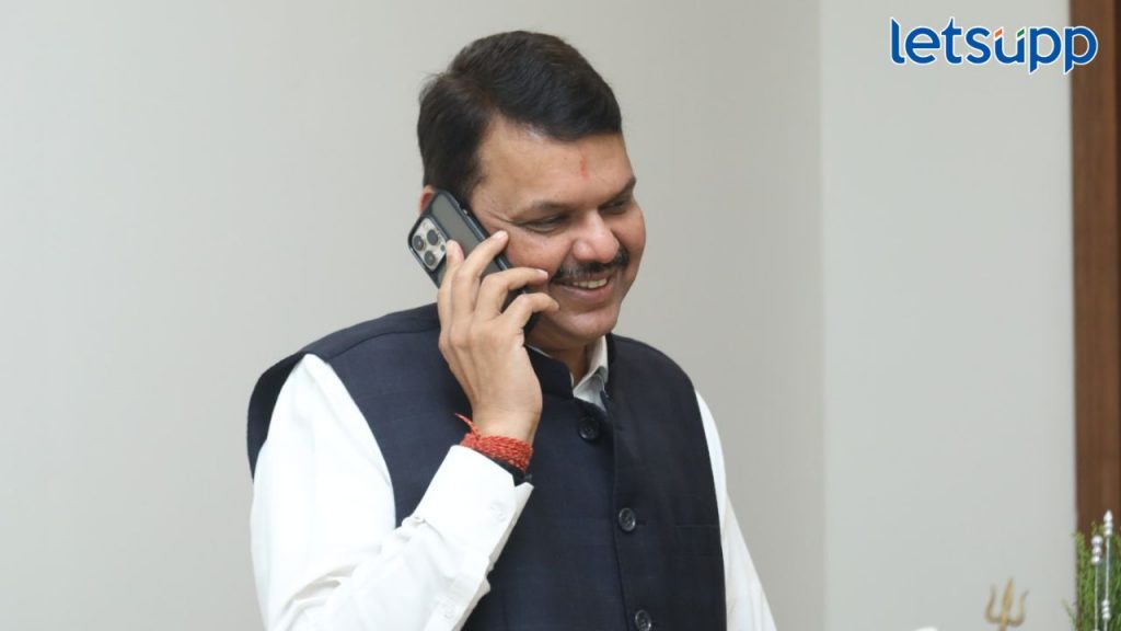 देवेंद्र फडणवीस राजीनाम्यावर ठाम; गृहमंत्री कोण असणार? दिल्लीत आज खलबत