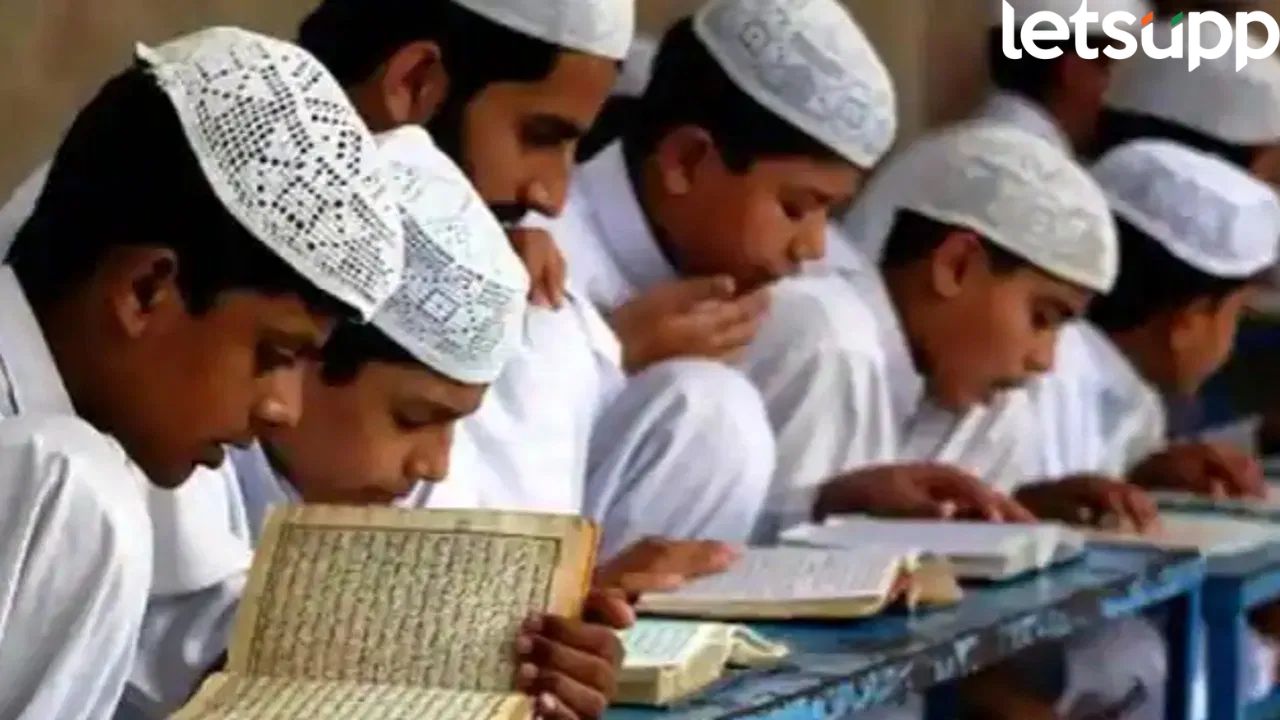 Madarsa Board News : योगी आदित्यनाथ यांच्या रडारवर मदराशे ! शंभर कोटी विदेशातून आले ? चौकशीसाठी एसआयटी