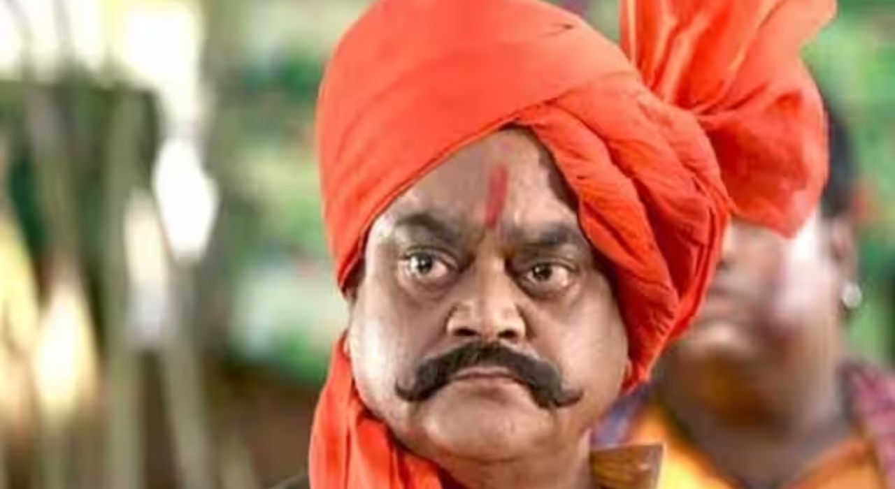 Ravindra Berde : ज्येष्ठ अभिनेते रवींद्र बेर्डे कालवश; लक्ष्मीकांत बेर्डेंच्या भावाची एक्झिट!