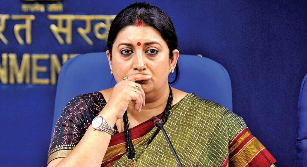 'मासिक पाळी अडचण नाही, त्यासाठी पगारी सुट्टीची गरजही नाही'; स्मृती इराणींचा विरोधी सूर