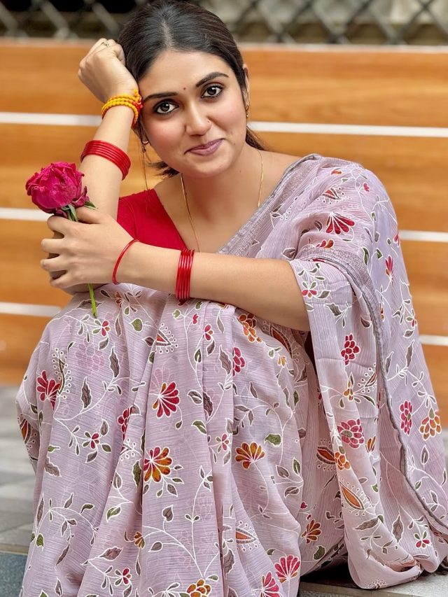 Rinku Rajguru  : रिंकू राजगुरूचा साडीतील मोहक लूक, चाहते फिदा...