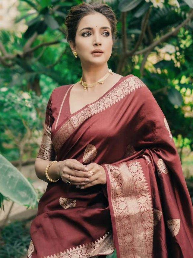 Rupali Bhosale :   रुपाली भोसलेचं मनमोहक सौंदर्य,  चाहते फिदा..