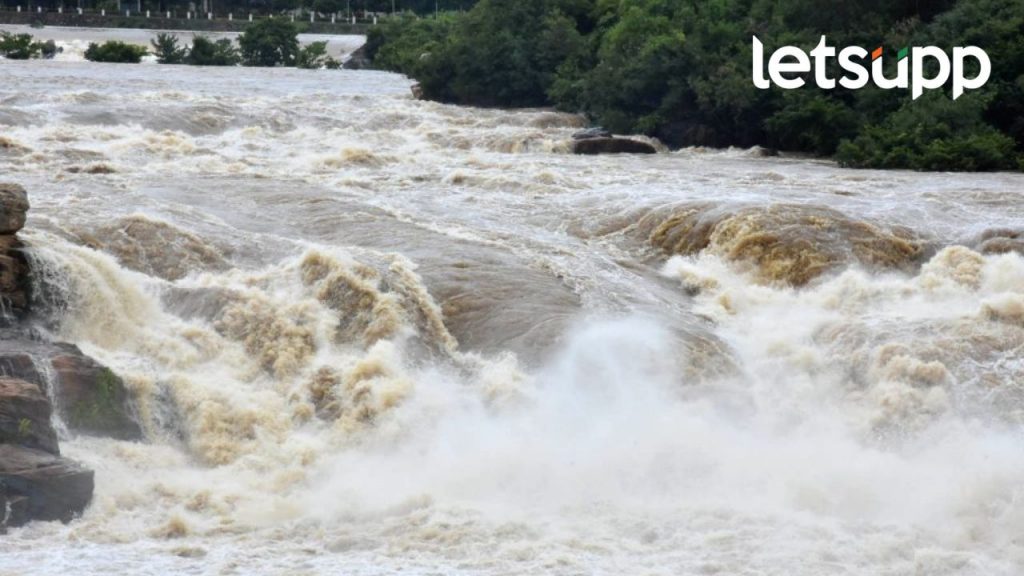 अरबी समुद्रातील कमी दाबाचे क्षेत्र मराठवाड्याकडं सरकलं; विभागातील अनेक जिल्ह्यात नदीनाले तुडुंब