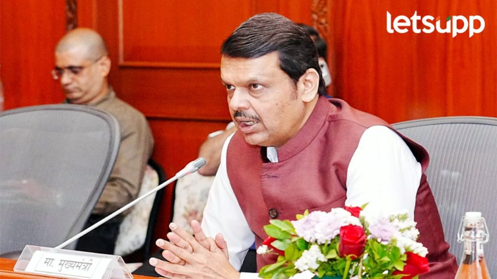 पावसामुळे झालेल्या नुकसानासाठी शेतकरी, मच्छीमार अन् नागरिकांना तातडीची मदत, मुख्यमंत्र्यांकडून आढावा बैठक