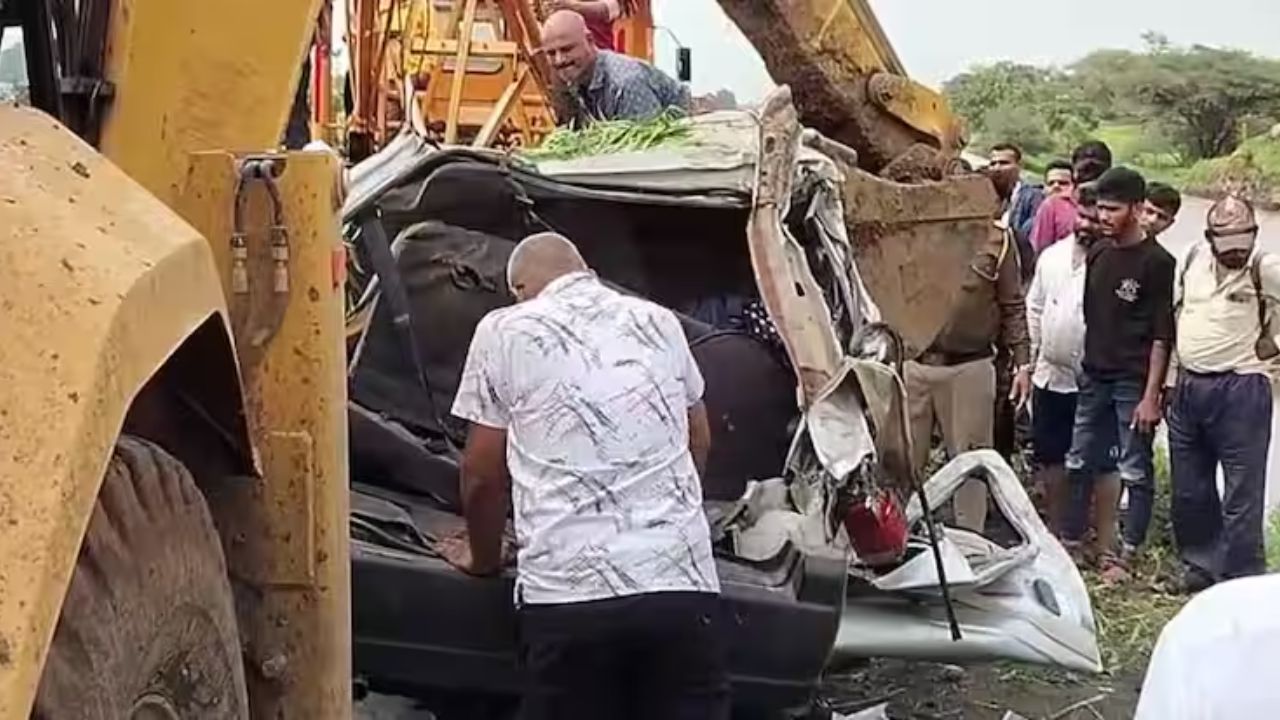 Nashik Accident