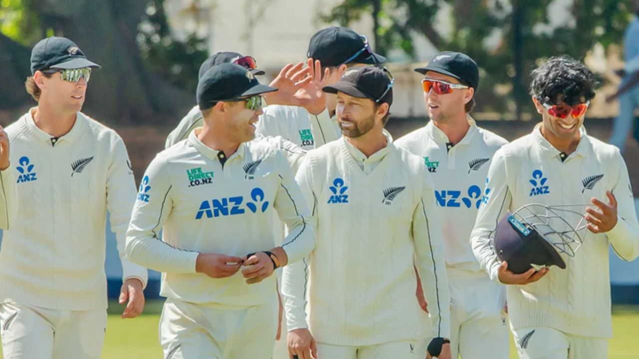 किवींचा पराक्रम, एक डाव अन् 359 धावांनी झिम्बाव्बेचा पराभव; न्यूझीलंडला WTC मध्ये कितवा नंबर.. New Zealand