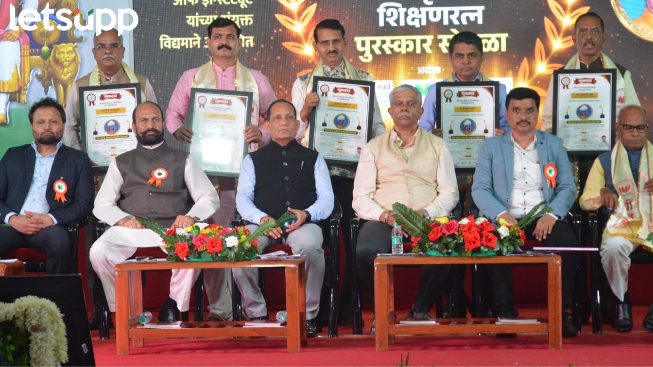 Nitin Karmalkar Professor And Former Vice Chancellor Of The Savitribai Phule Pune University