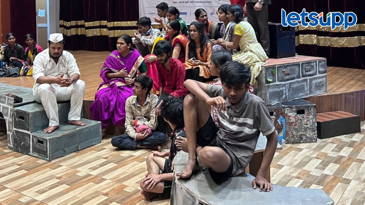 बोलीभाषा एकांकिका स्पर्धेची अंतिम फेरी 29 जानेवारीला पडणार पार Untitled Design 2026 01 25T194135.742