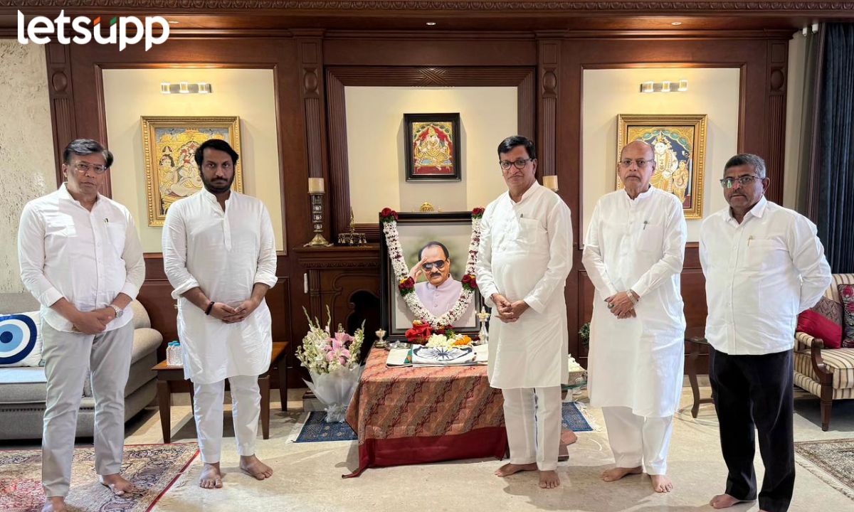 अजितदादांच्या निधनाने महाराष्ट्राची मोठी हानी; बाळासाहेब थोरातांकडून बारामतीत पवार कुटुंबीयांचं सांत्वन Balasaheb Thorat