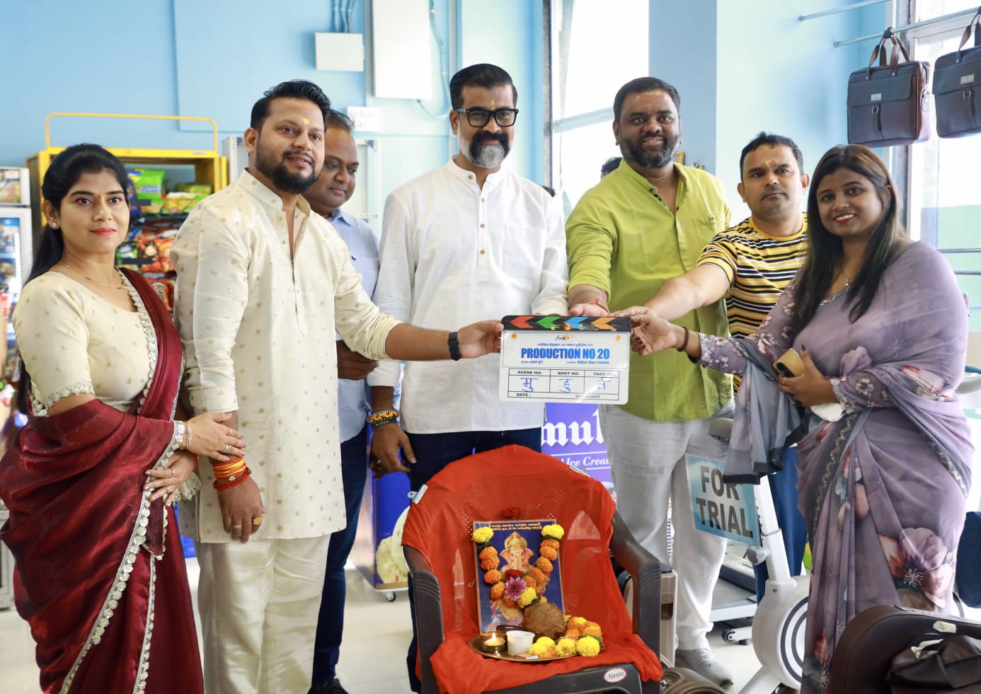 ‘हंपी’ नंतर प्रकाश कुंटे आणि स्वरूप स्टुडिओची पुन्हा एकदा जमली गट्टी; चित्रपटाचे नाव आणि कलाकार गुलदस्त्यात Prakash Kunte